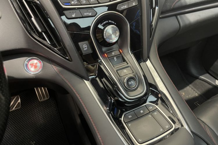 Used Acura RDX 2020 2.0T Prestige · A-Spec Sport Edition Audio And AC Panel