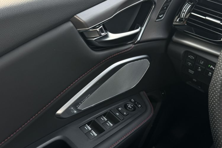 Used Acura RDX 2020 2.0T Prestige · A-Spec Sport Edition Interior 10