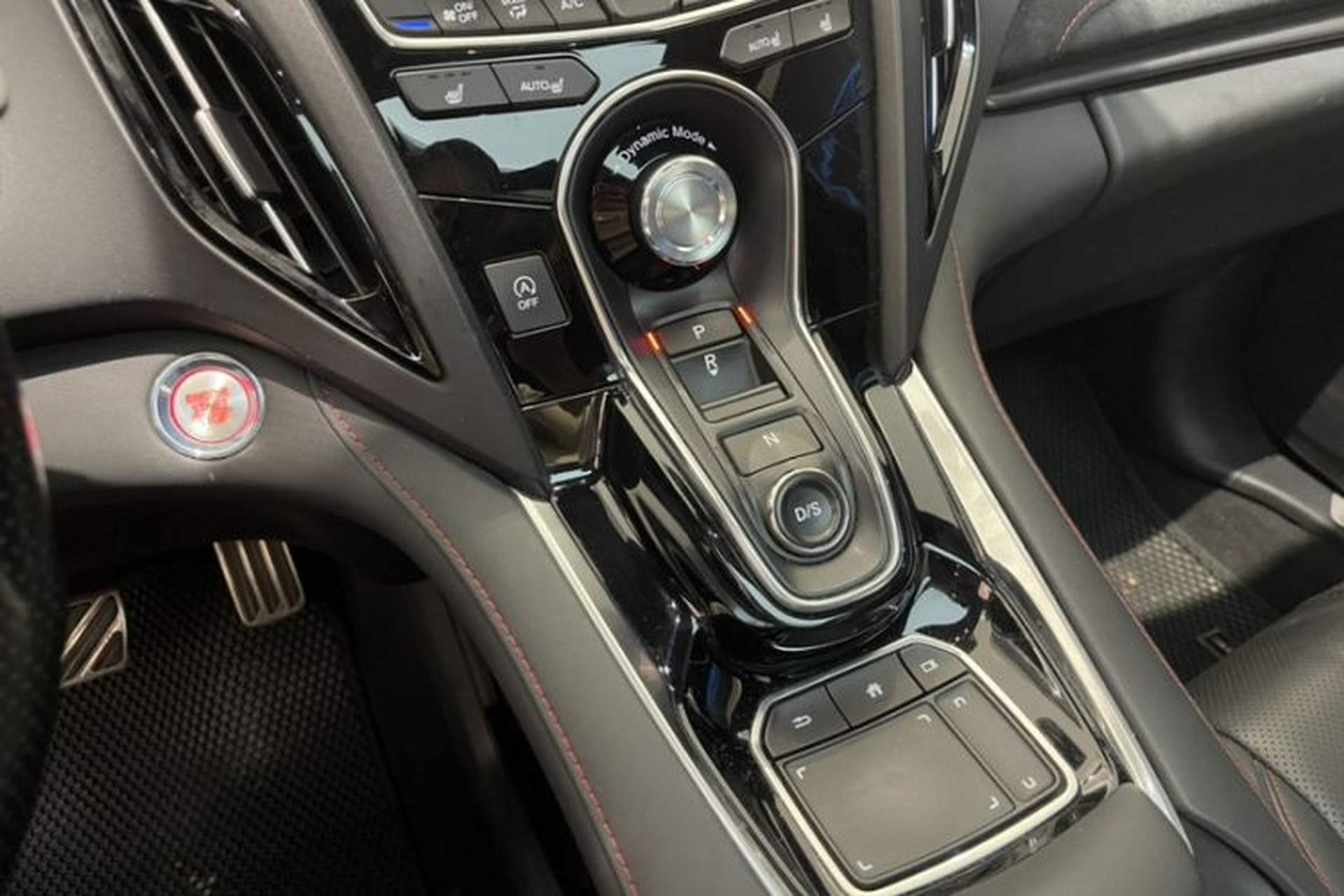 Used Acura RDX 2020 2.0T Prestige · A-Spec Sport Edition Interior 11