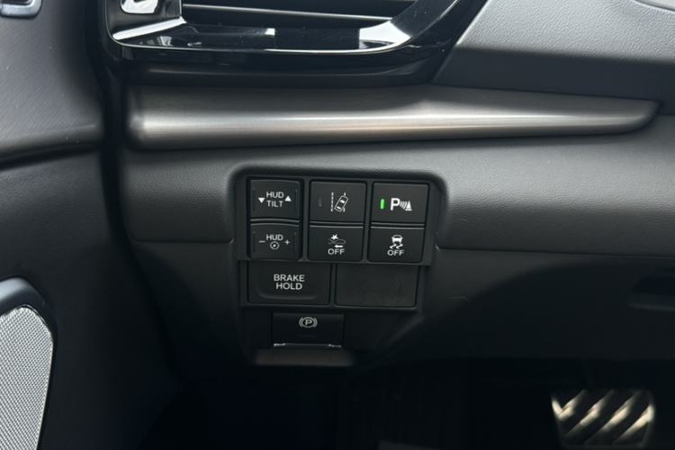 Used Acura RDX 2020 2.0T Prestige · A-Spec Sport Edition Interior 14