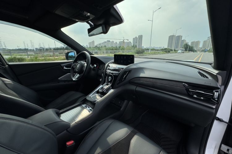 Used Acura RDX 2020 2.0T Prestige · A-Spec Sport Edition Interior 9