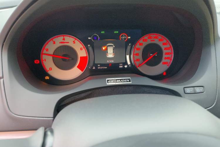 Used Acura RDX 2020 2.0T Deluxe Edition Odometer Close Up