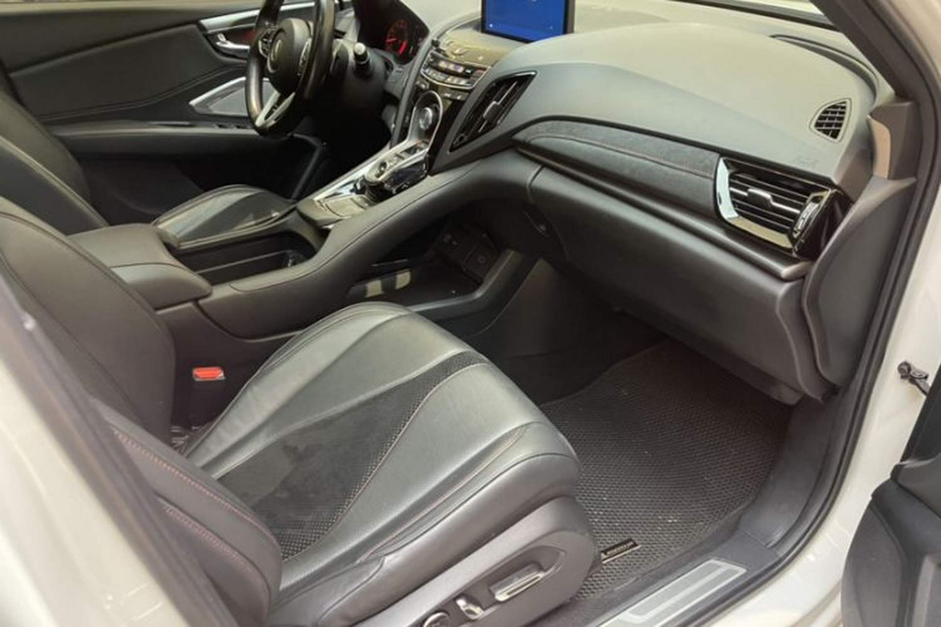 Used Acura RDX 2020 2.0T Prestige · A-Spec Sport Edition Right Front Seat