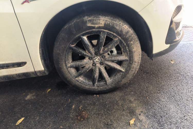 Used Acura RDX 2020 2.0T Prestige · A-Spec Sport Edition Right Front Wheel Hub