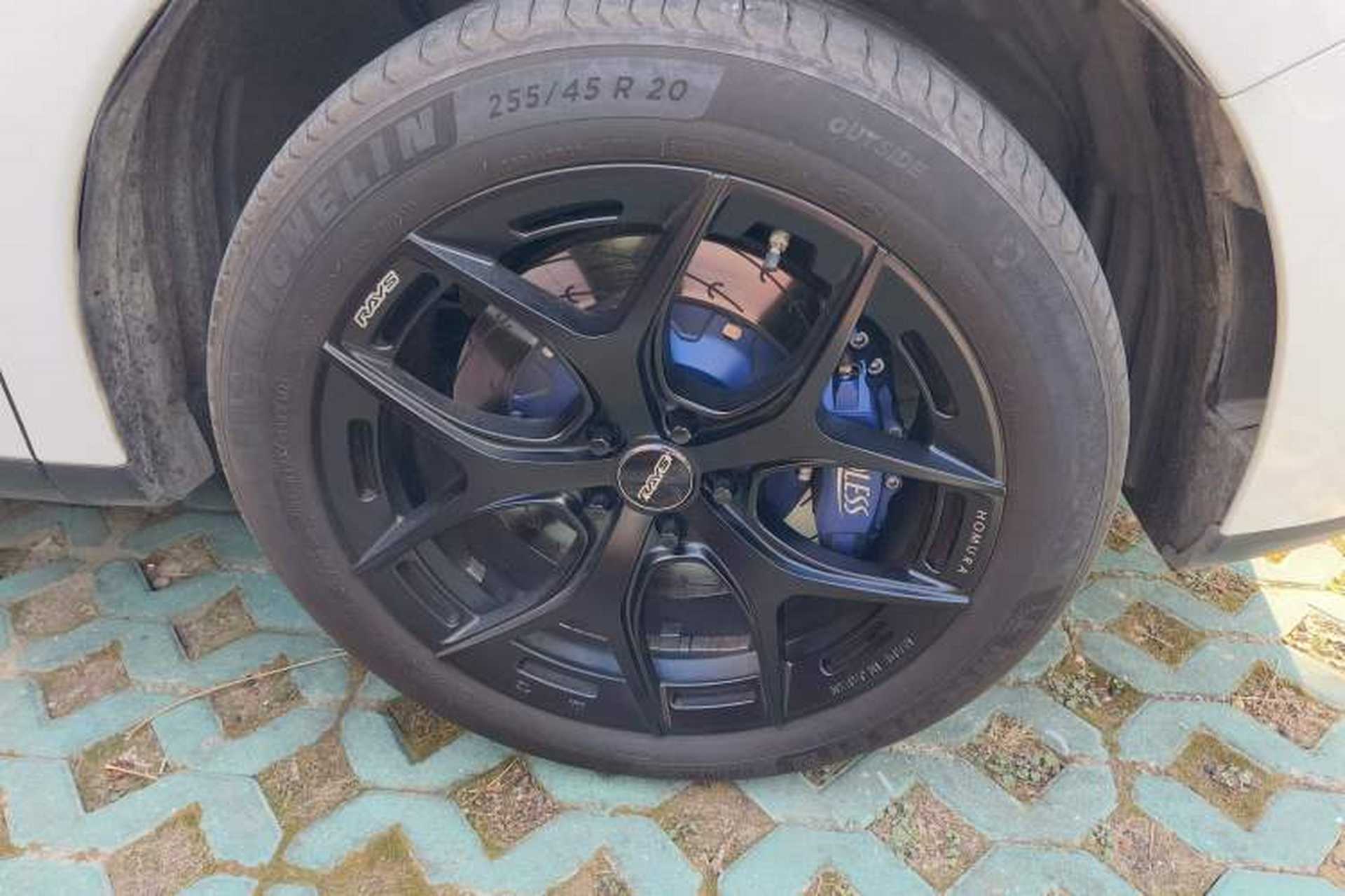 Used Acura RDX 2020 2.0T Deluxe Edition Right Front Wheel Hub