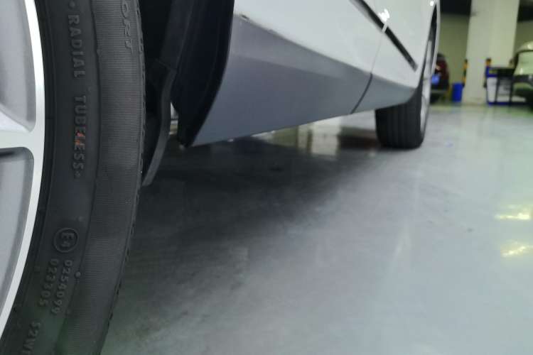 Used Acura RDX 2020 2.0T Enjoyment Edition Right Side Sill
