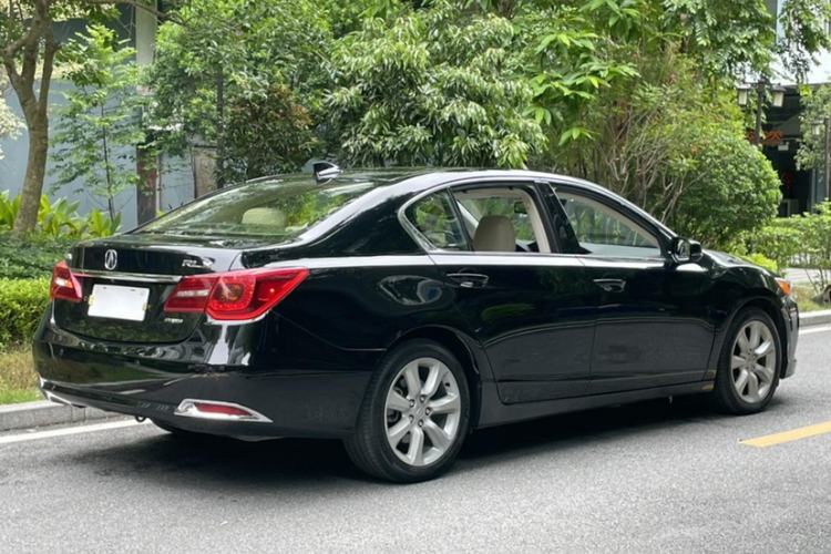 Used Acura RLX 2013 3.5L PAWS Edition Exterior 4