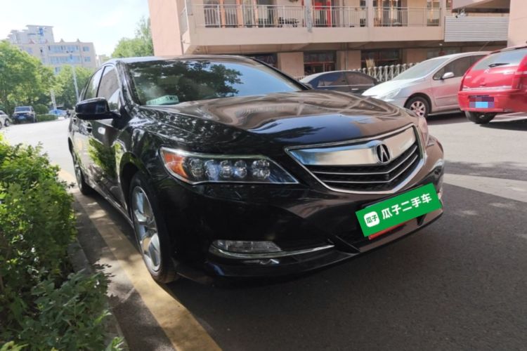 Used Acura RLX 2013 3.5L PAWS Edition Front Right 45 Deg