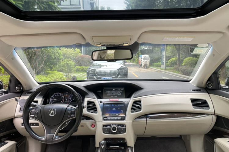 Used Acura RLX 2013 3.5L PAWS Edition Interior 1