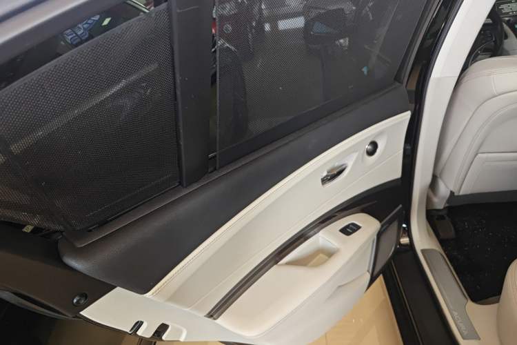 Used Acura RLX 2013 3.5L PAWS Edition Left Rear Door Interior