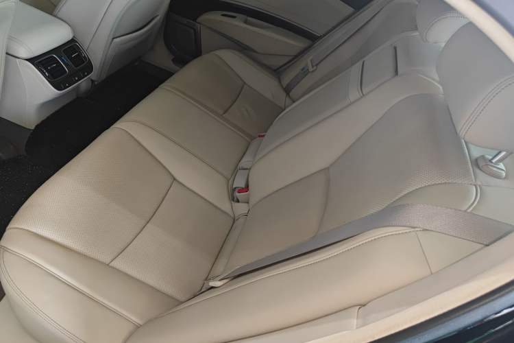 Used Acura RLX 2013 3.5L PAWS Edition Left Rear Seat