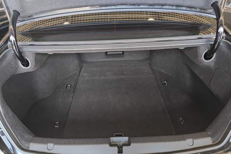 Used Acura RLX 2013 3.5L PAWS Edition Trunk