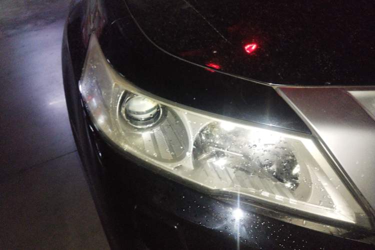 Used Acura TL 2009 3.5 Standard Edition Right Front Headlight