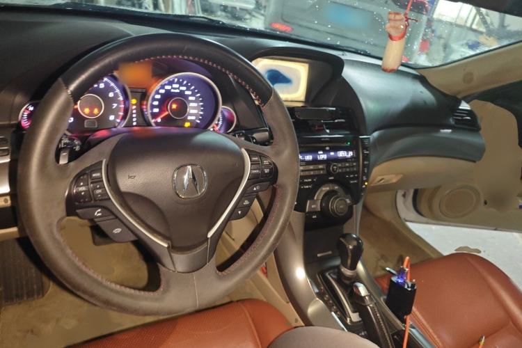 Used Acura TL 2009 3.5 Standard Edition Center Console