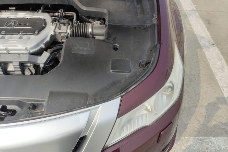 Used Acura TL 2010 3.5 Luxury Edition Engine Bay Left
