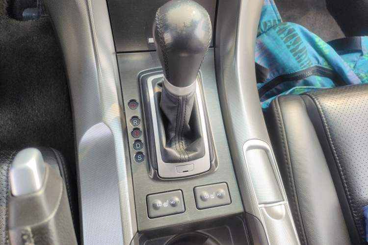 Used Acura TL 2010 3.5 Luxury Edition Gear Lever