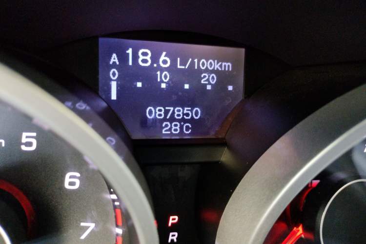 Used Acura TL 2012 3.5 Standard Edition Odometer Close Up