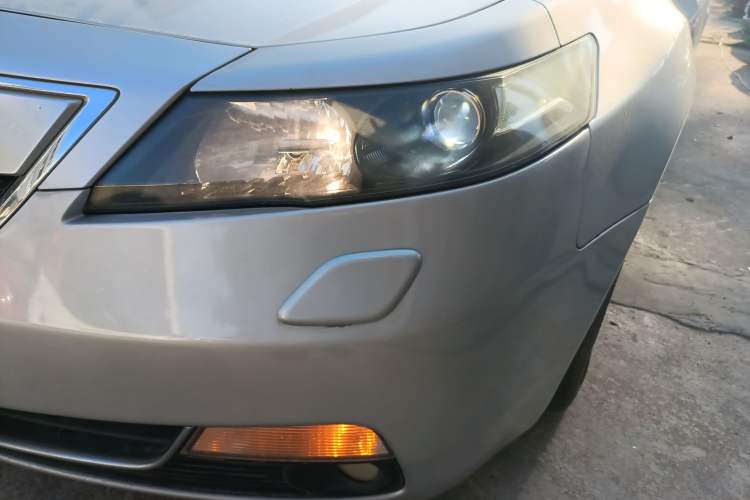 Used Acura TL 2012 3.5 Standard Edition Left Front Headlight