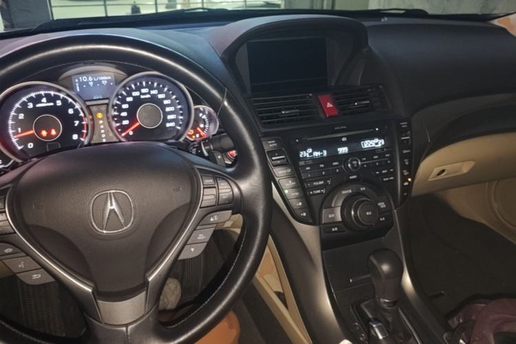 Used Acura TL 2012 3.5 Standard Edition Center Console