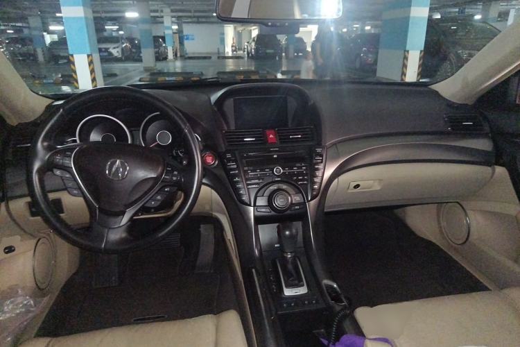 Used Acura TL 2012 3.5 Standard Edition Center Console