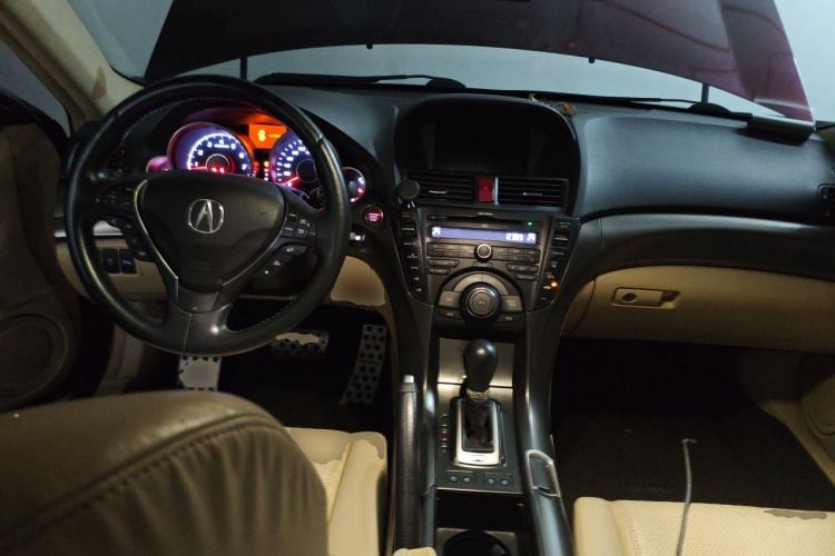 Used Acura TL 2012 3.5 Standard Edition Center Console