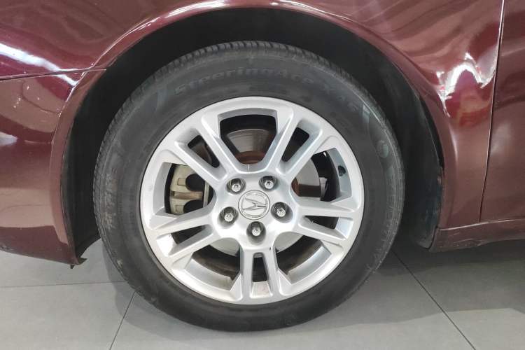 Used Acura TL 2012 3.5 Standard Edition Left Front Wheel Hub