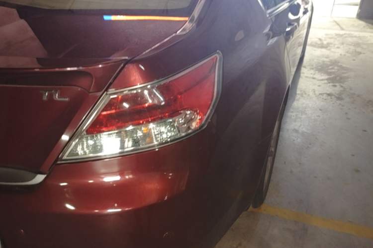Used Acura TL 2012 3.5 Standard Edition Right Rear Taillight