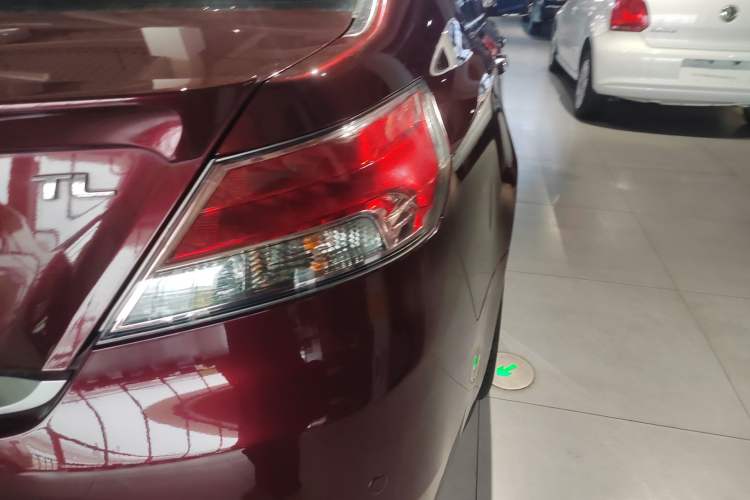 Used Acura TL 2012 3.5 Standard Edition Right Rear Taillight