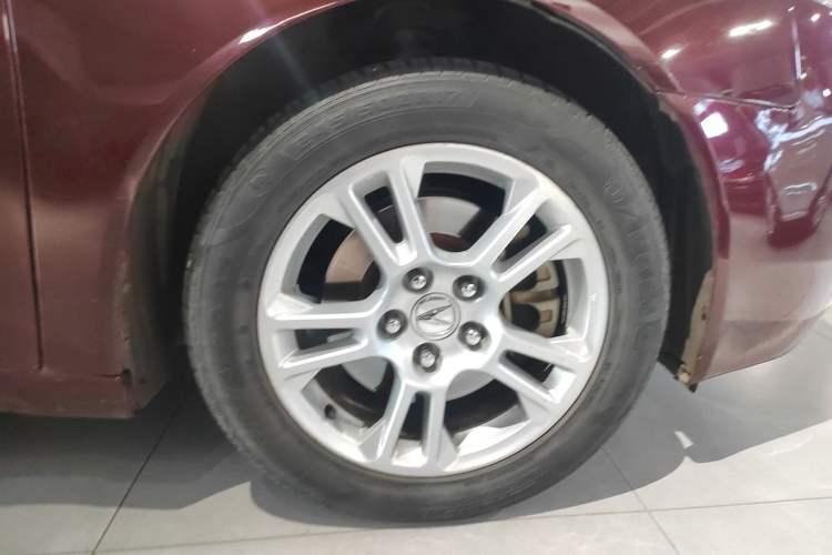 Used Acura TL 2012 3.5 Standard Edition Right Rear Wheel Hub