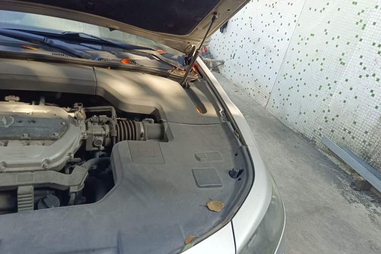 Used Acura TL 2012 3.5 Standard Edition Engine Bay Left