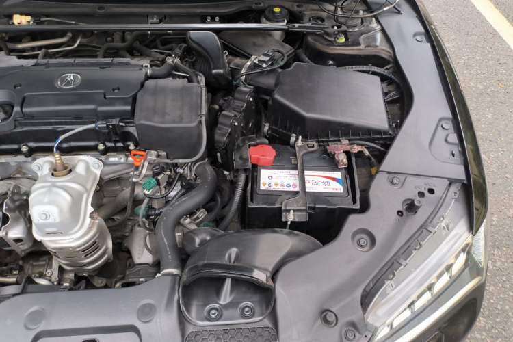 Used Acura TLX 2015 2.4L Elite Edition Engine Bay Left