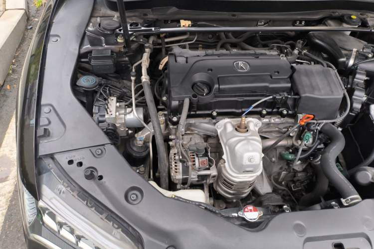 Used Acura TLX 2015 2.4L Elite Edition Engine Bay Right