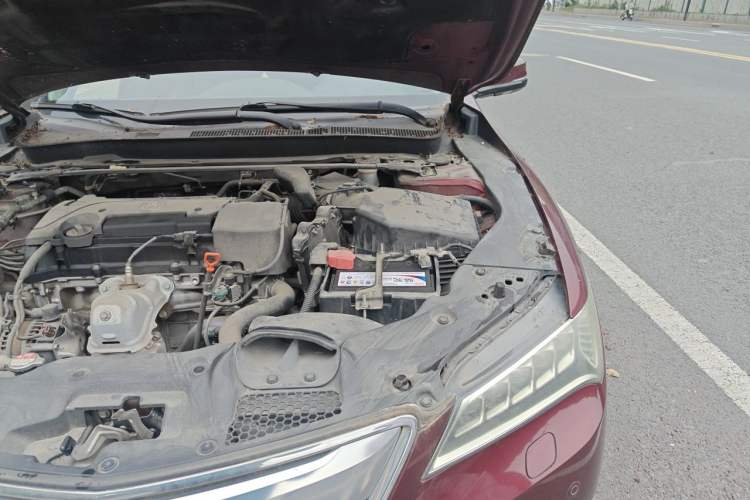 Used Acura TLX 2015 2.4L Luxury Edition Engine Bay Left