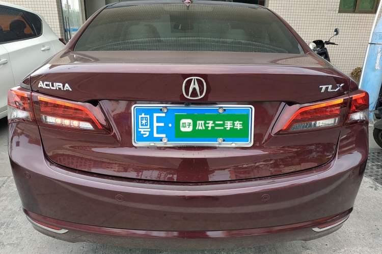 Used Acura TLX 2015 2.4L Elite Edition Rear