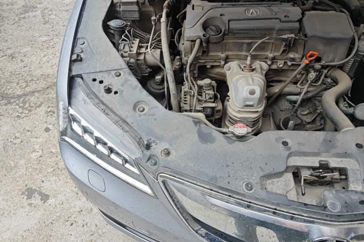Used Acura TLX 2015 2.4L Elite Edition Engine Bay Right