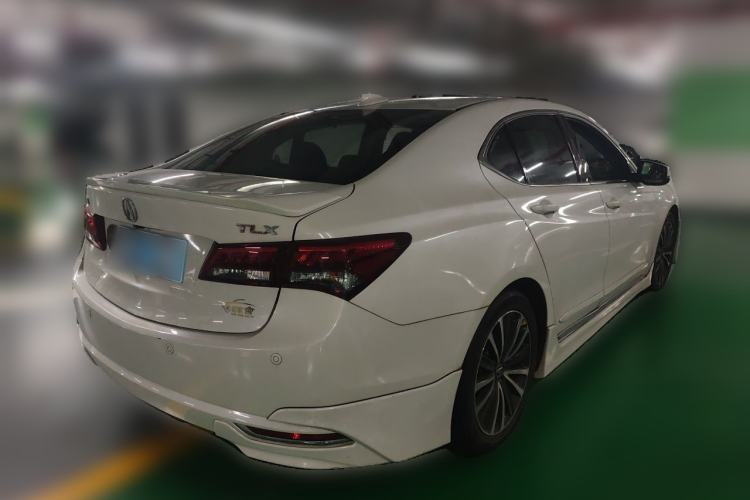 Used Acura TLX 2015 2.4L Luxury Edition Rear Right 45 Deg