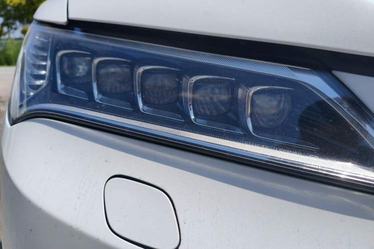 Used Acura TLX 2015 2.4L Elite Edition Right Front Headlight