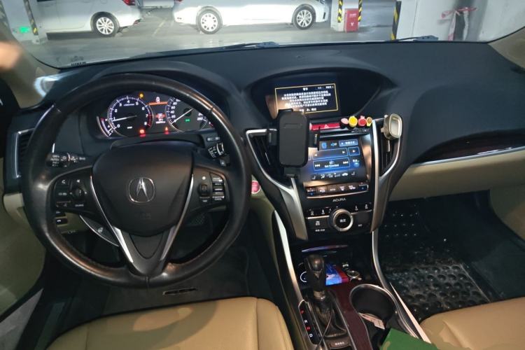 Used Acura TLX 2015 2.4L Elite Edition Center Console