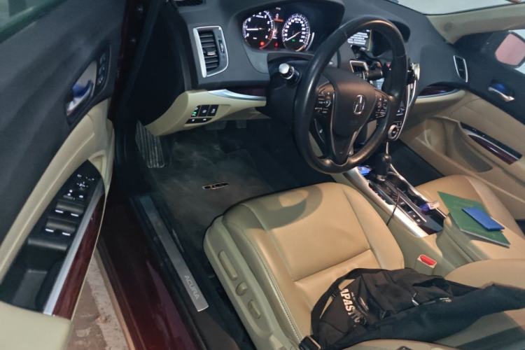 Used Acura TLX 2015 2.4L Elite Edition Driver Seat