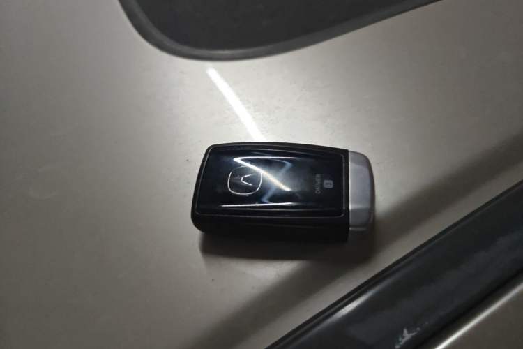 Used Acura TLX 2015 2.4L Elite Edition Vehicle Key