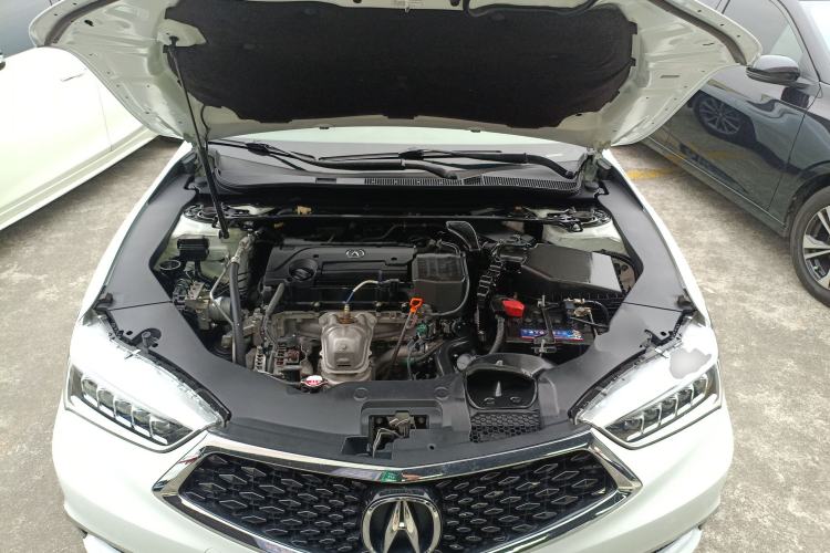 Used Acura TLX-L 2018 2.4L Comfort Edition Engine Bay