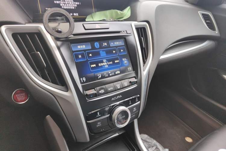 Used Acura TLX-L 2018 2.4L Comfort Edition Audio And AC Panel