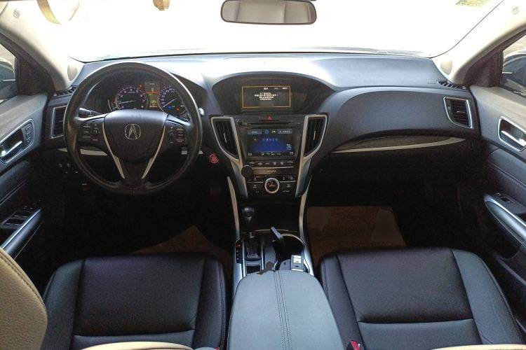 Used Acura TLX-L 2018 2.4L Comfort Edition Center Console