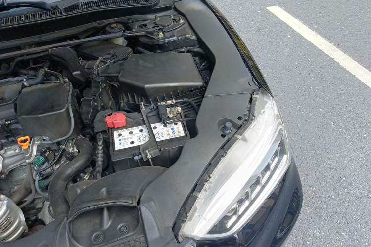 Used Acura TLX-L 2018 2.4L Enjoy Edition Engine Bay Left