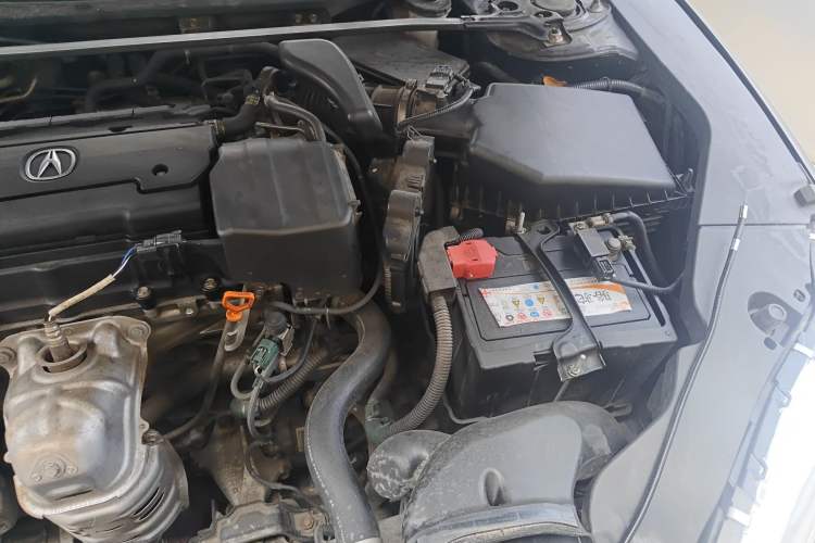 Used Acura TLX-L 2018 2.4L Comfort Edition Engine Bay Left