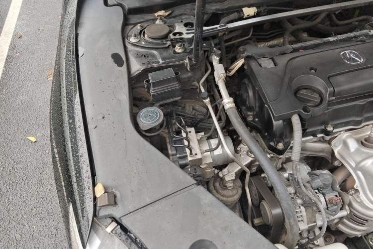 Used Acura TLX-L 2018 2.4L Enjoy Edition Engine Bay Right