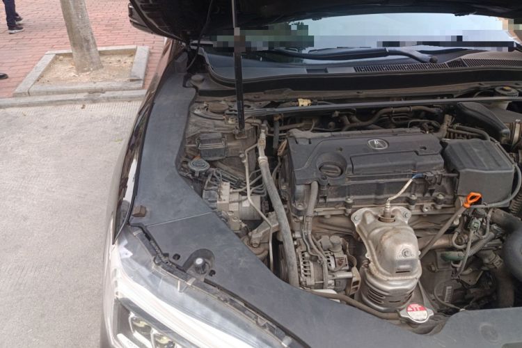 Used Acura TLX-L 2018 2.4L Deluxe Edition Engine Bay Right