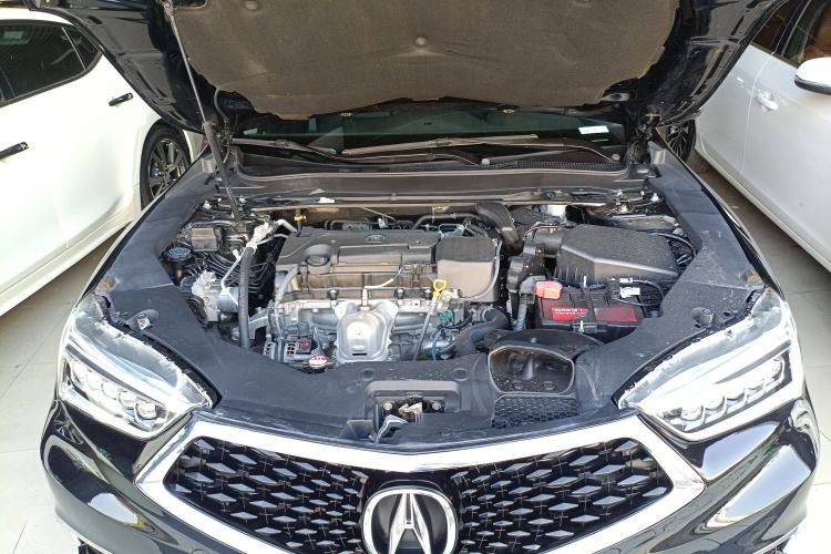 Used Acura TLX-L 2018 2.4L Comfort Edition Engine Bay