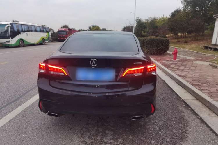 Used Acura TLX-L 2018 2.4L Comfort Edition Exterior 5