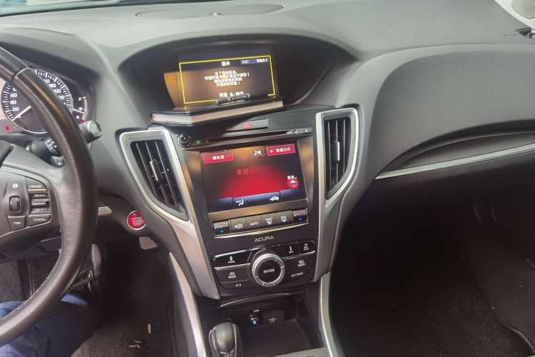 Used Acura TLX-L 2018 2.4L Comfort Edition Interior 1